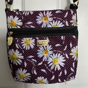 Betsy Johnson Crossbody Daisy bag